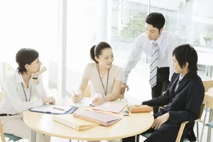 系统工程师晋升管理层策略：领导力培养与职业发展路径